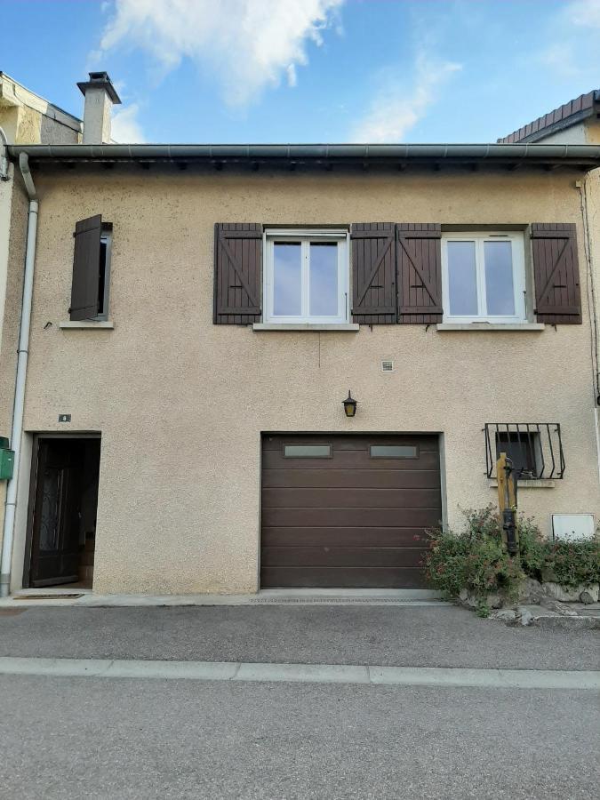 Agréable maison en bord de Loire Bas-en-Basset Exterior foto